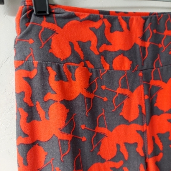 Lularoe Red Gray Leggings‎ Pull On Elastic Waist OS Women Cupid Valentines Fun - Picture 9 of 9